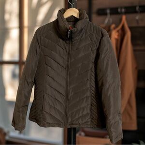 KENNETH Cole Reaction Chocolate Chevron Quilted 60 % Down Puffer Coat EUC 🦆